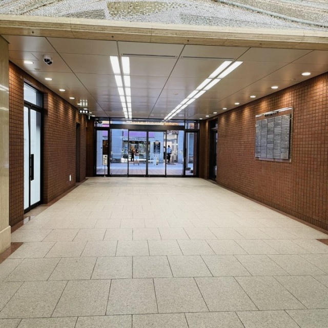 岸本ビル エントランス