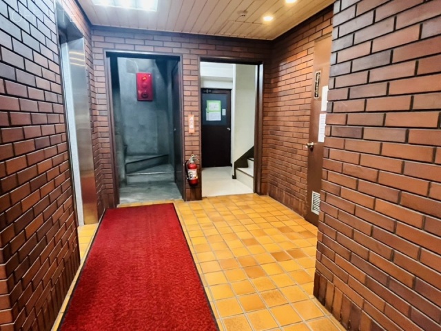 KIビル エントランス