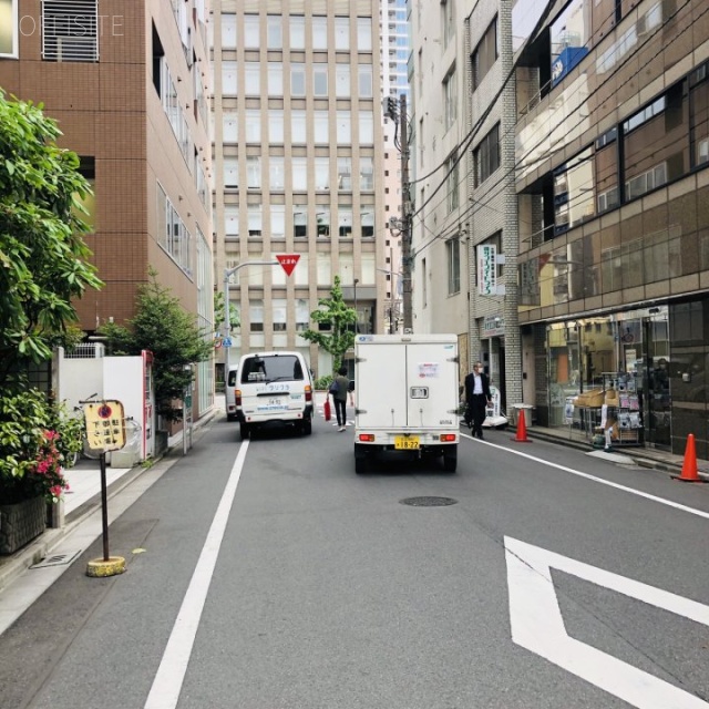 ザボン村上 ビル前面道路