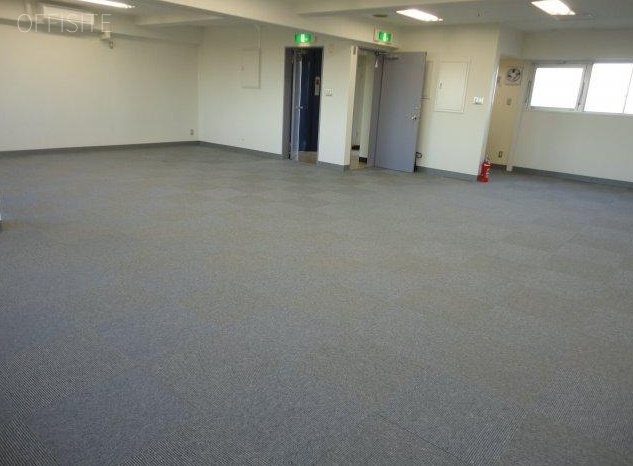 靖国外苑ビル(旧 川内ビル) 室内