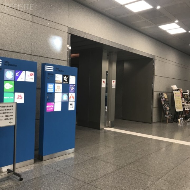 幕張テクノガーデン D棟 エントランス