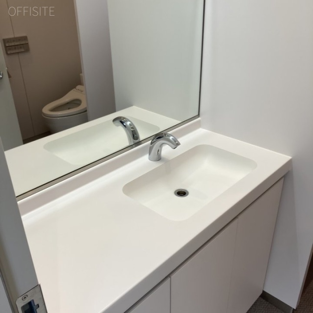 六本木三幸ビル 洗面台