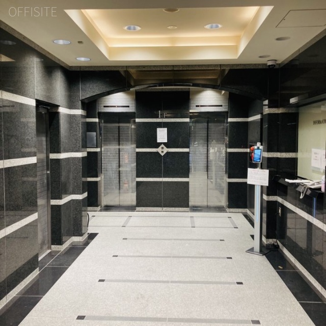 五反田佑気ビル エントランスホール