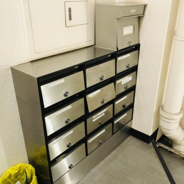 ダイヤモンドビル 郵便受け