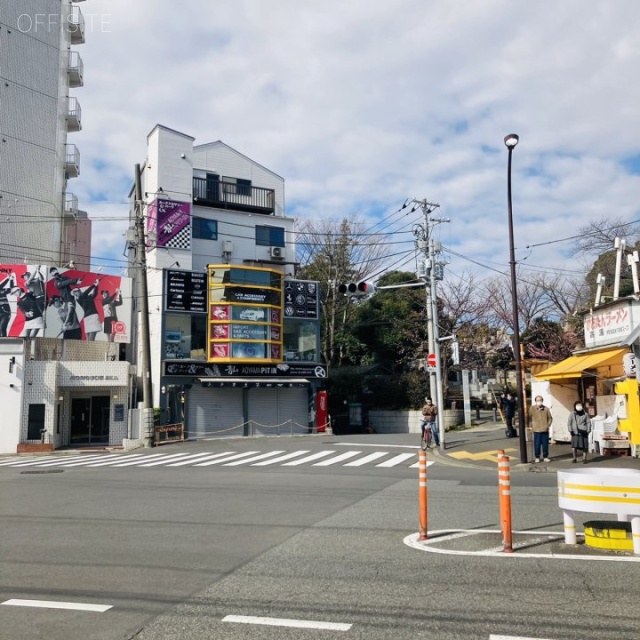 森口ビル ビル前面道路