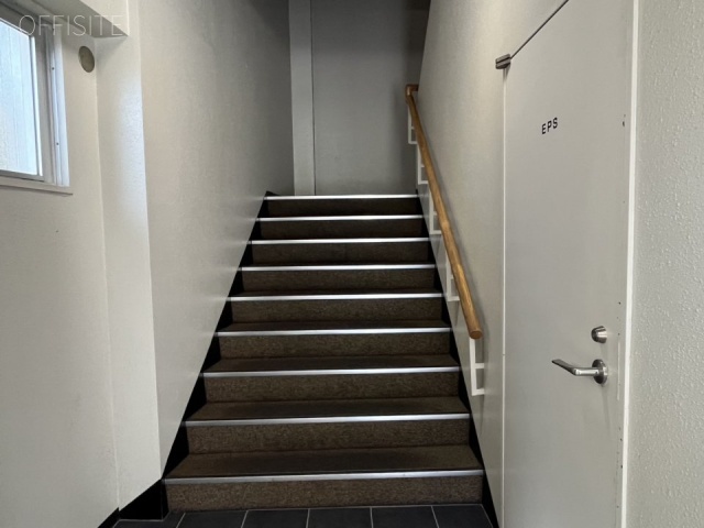 MFビル エントランス