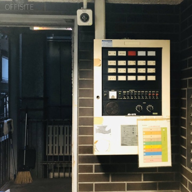 杉山ビル エントランス