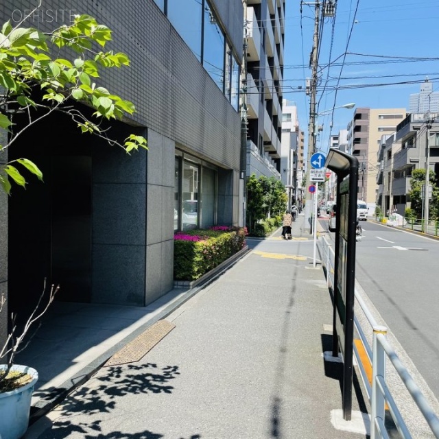 PROSPER長野ビル 前面歩道