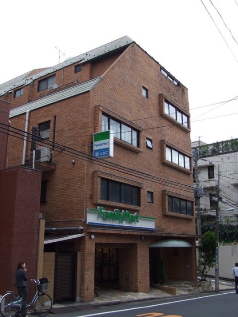 オークハウス 外観