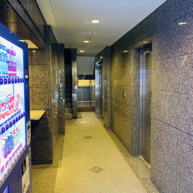 朝日ビル エントランス