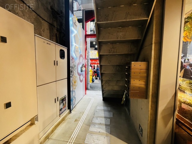 ワモール原宿テラスビル エントランス