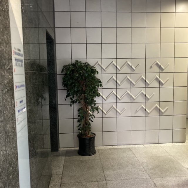 新共立ビル エントランス