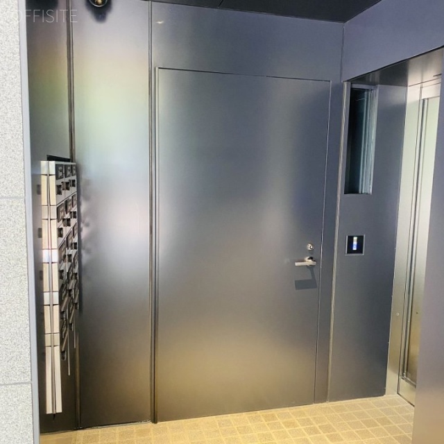 PMO池袋ビル 通用口