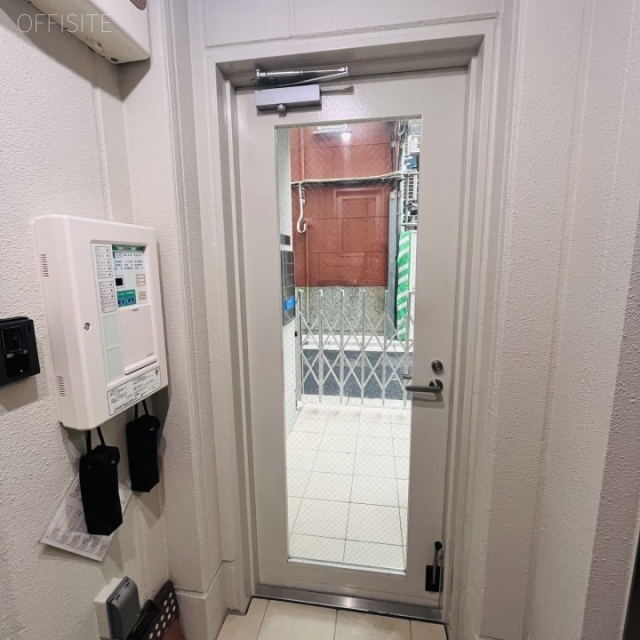 レオビル エントランス