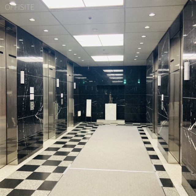 新宿サンエービル エントランス