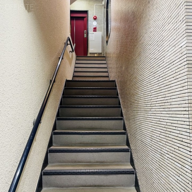 朝日電機ビル 階段