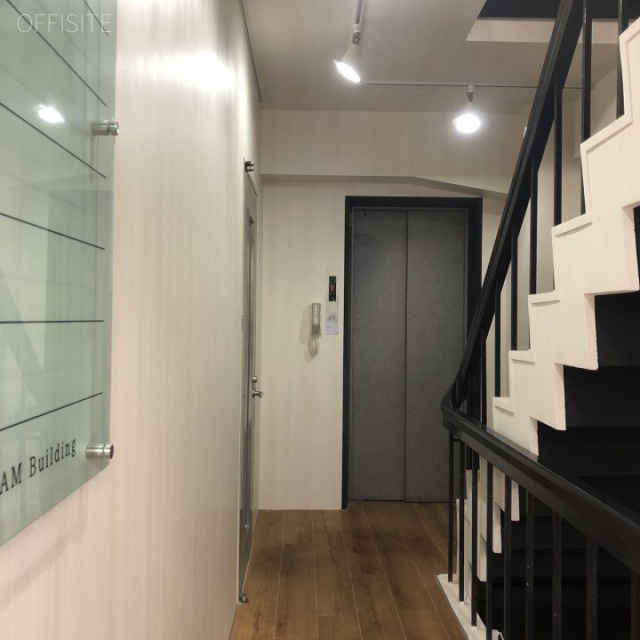 FAMビル エントランス