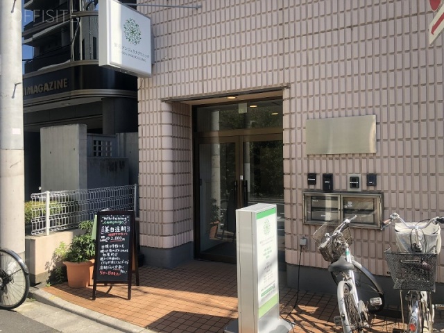 KI新宿内藤町ビル エントランス