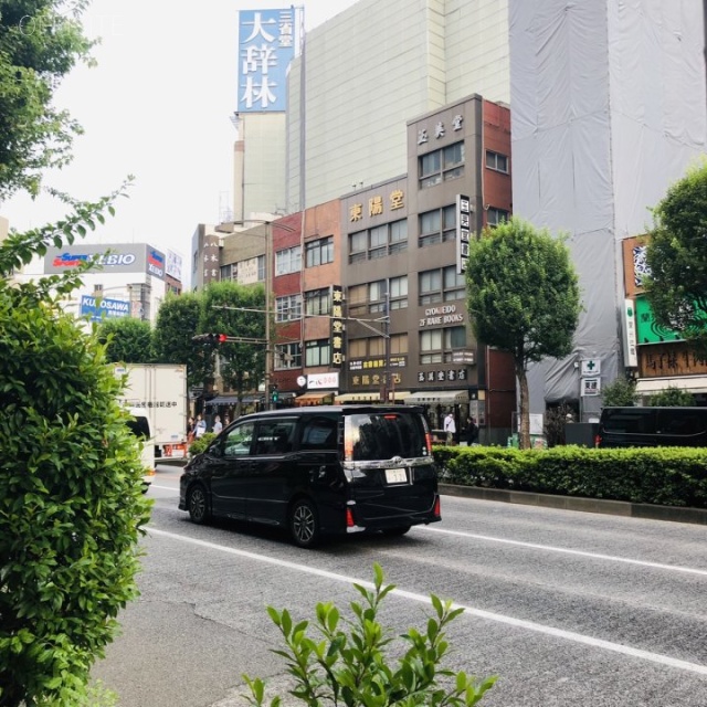 クロサワビル 前面道路