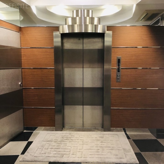 東都ビル エレベーター