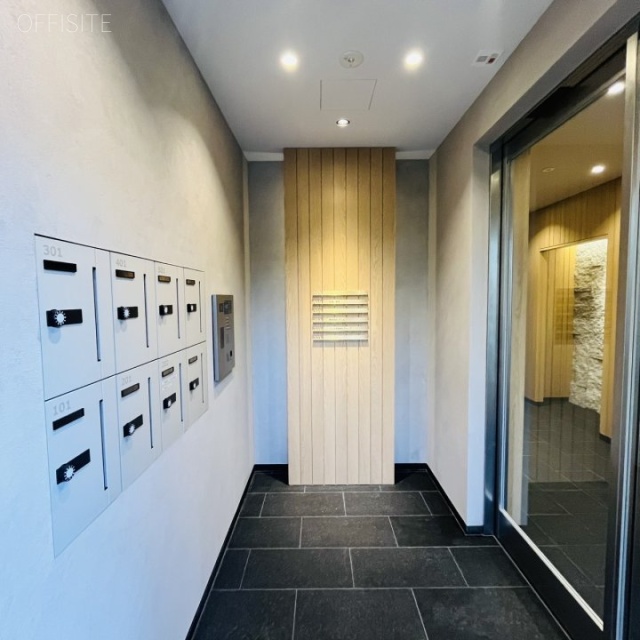 一番町館 エントランス