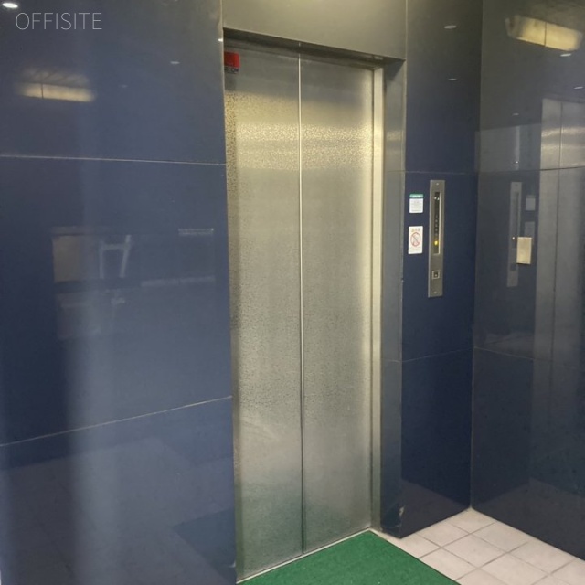 新井薬師駅前ビル エレベーター