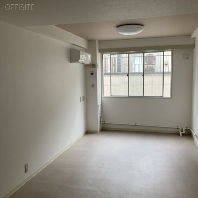 ライオネス浜松町 703号室 室内