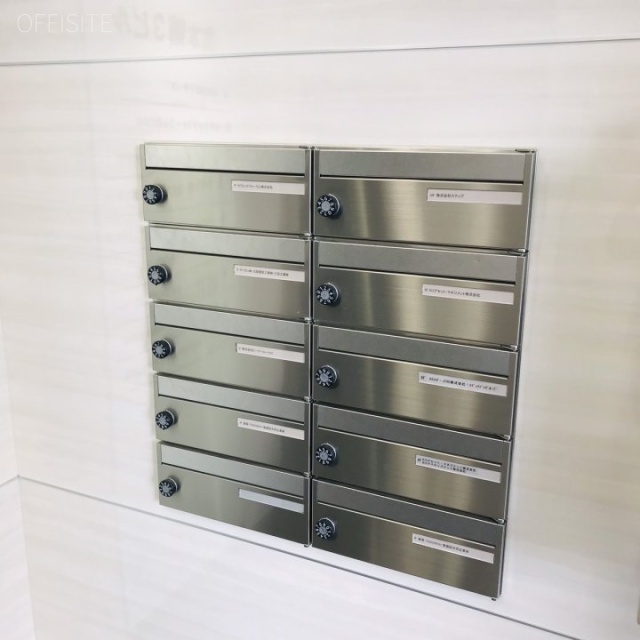 楠本第3ビル 郵便受け