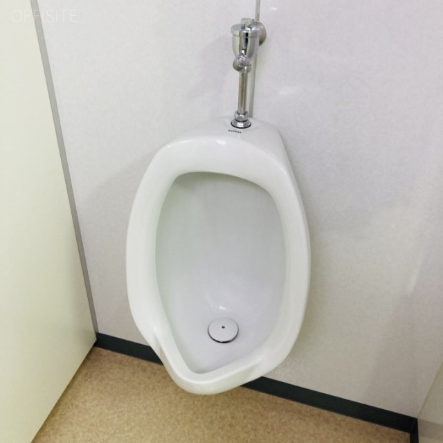 神宮外苑ビル1号館 301号室 トイレ