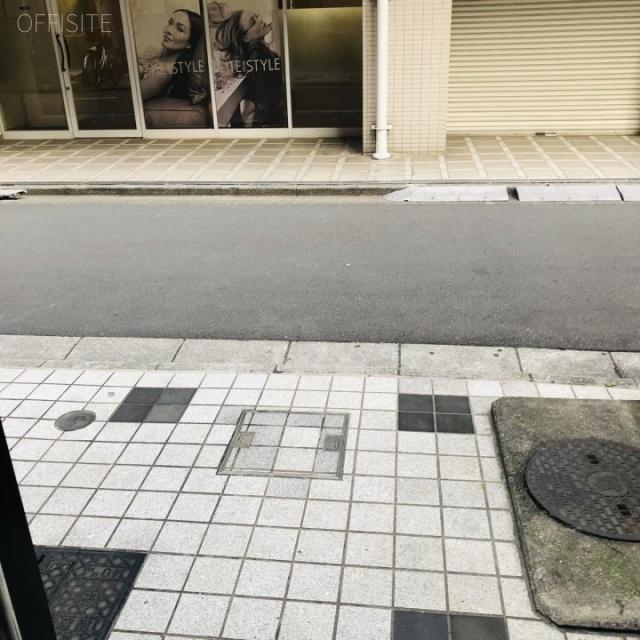 豊強ビル エントランス
