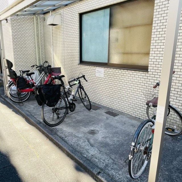 TYKビル 駐輪スペース