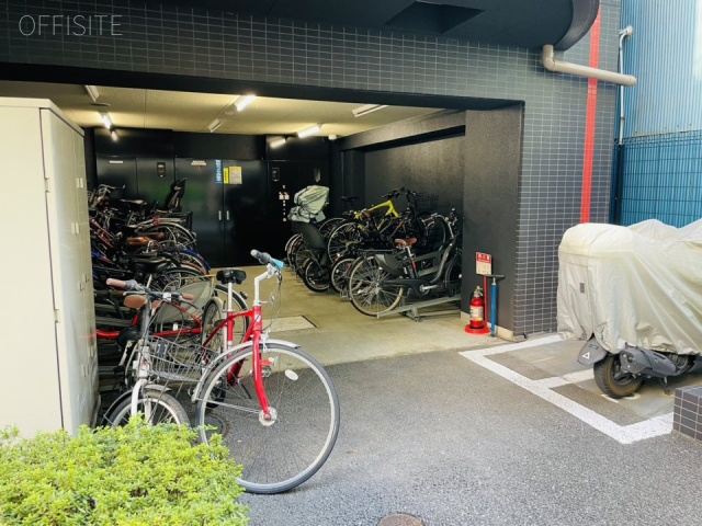 パレソレイユAKIBAEAST 駐輪場