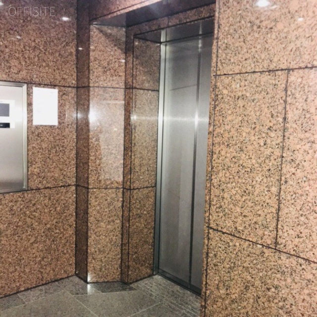三軒茶屋堀商ビル エレベーター