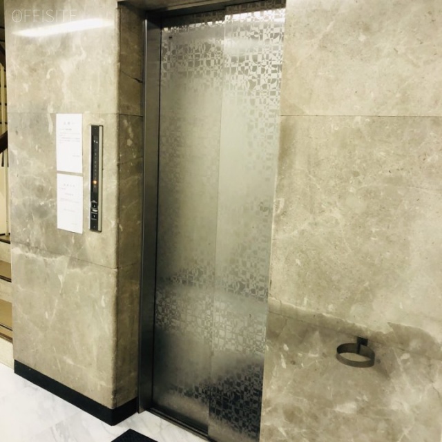 飯田ビル エレベーター