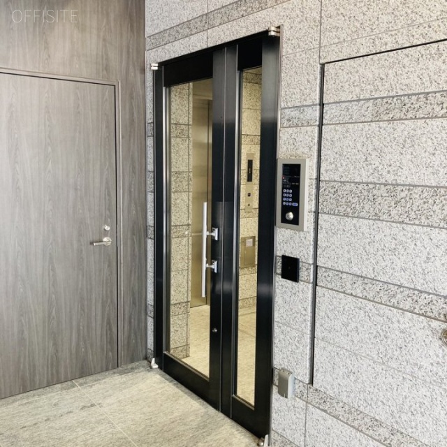 ハイホーム六本木ビル エントランス