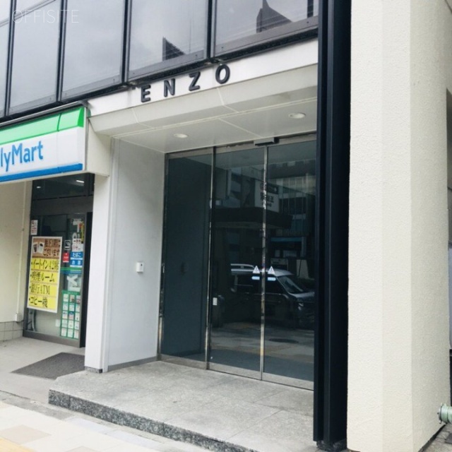 ENZO五反田 オフィスビル出入口