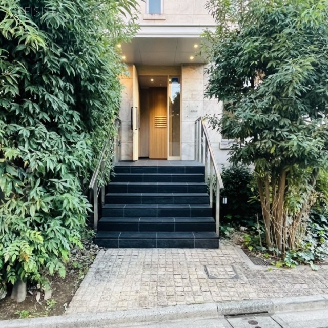 一番町館 エントランス