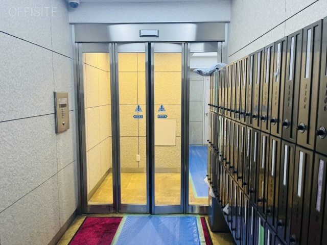 ライオンズ三田 エントランス