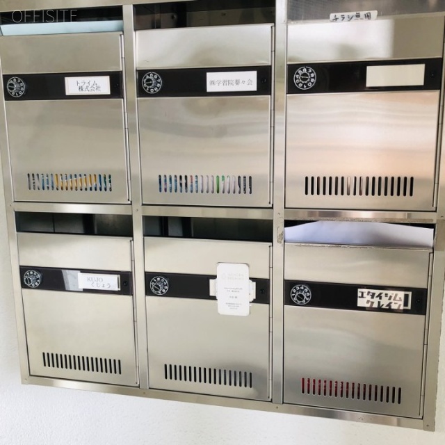 mejiro222ビル エントランス