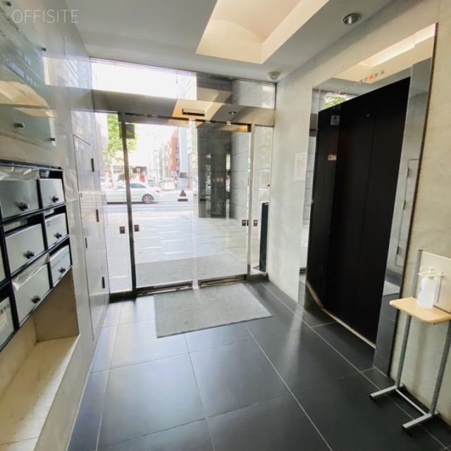 内神田東誠ビル エントランス