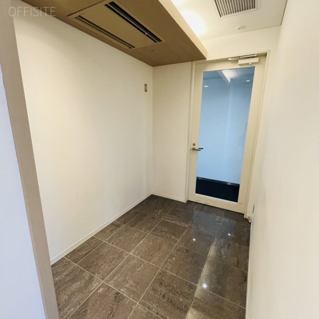 グラントウキョウサウスタワー 喫煙所