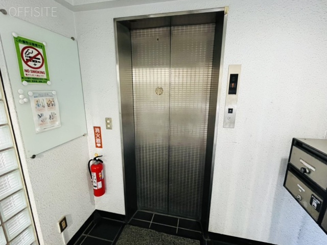 桜井ビル エントランス