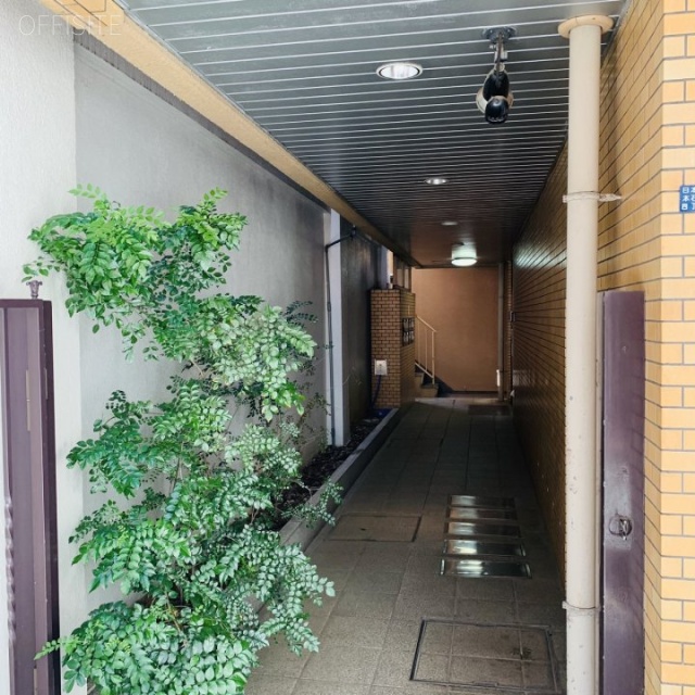 吉川ビル エントランス