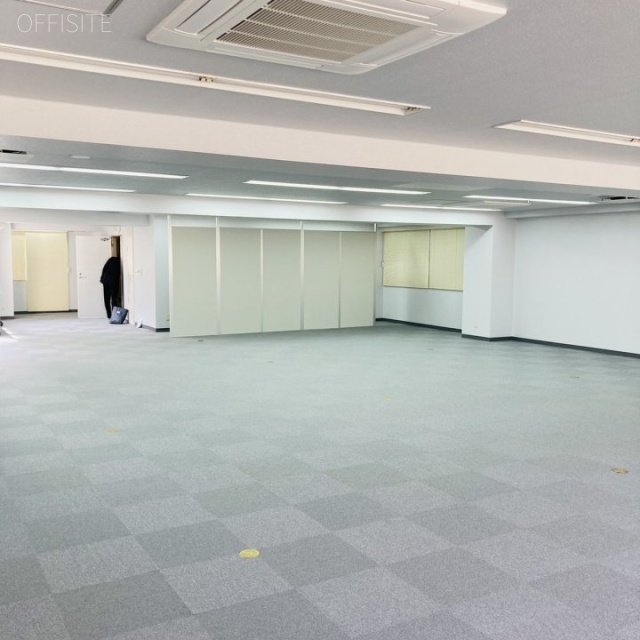 神宮外苑ビル1号館 301号室 室内