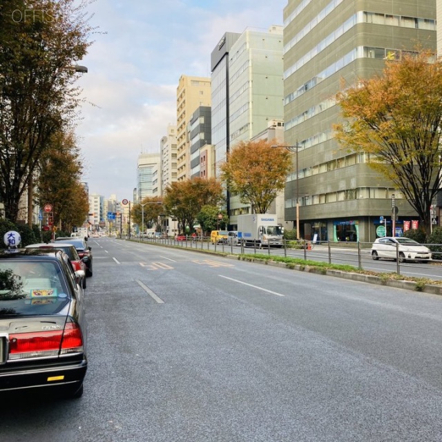 第5高野ビル ビル前面道路