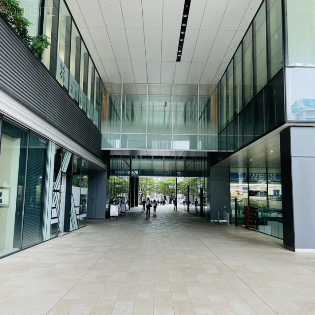 東京スクエアガーデン エントランス