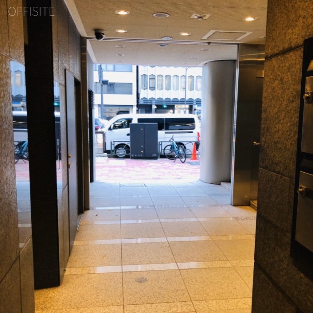 NREG銀座ビル エントランス