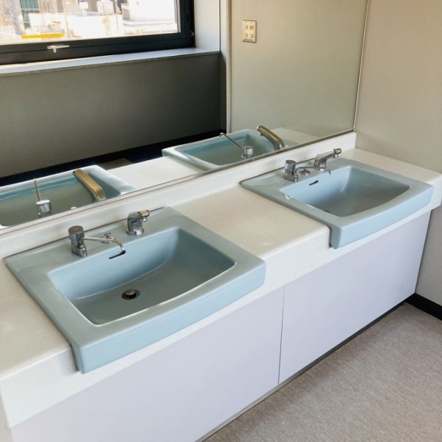 新川三幸ビル 洗面台