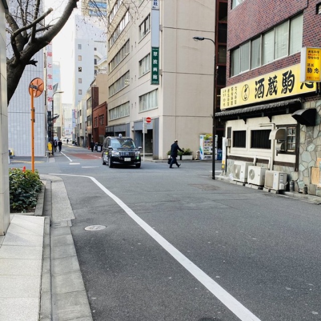 GMー3ビル ビル前面道路