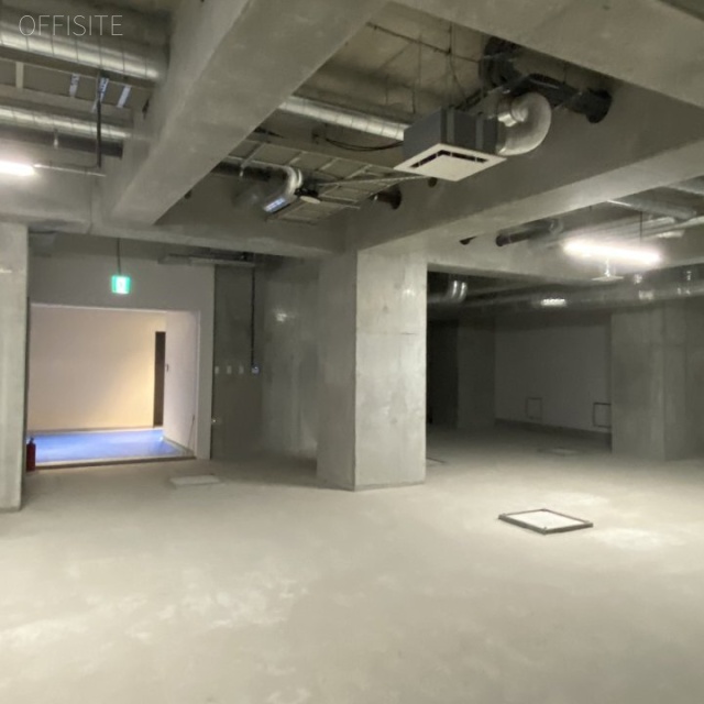 S-cube(south) 地下一階 室内